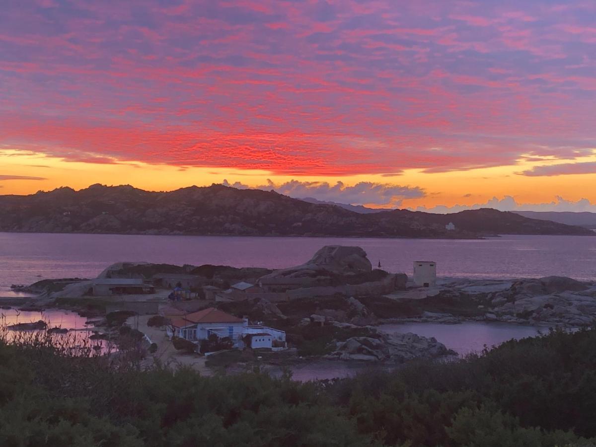 A Punta Tegge Il Mare La Spiaggia Il Tramonto Villa La Maddalena  Ngoại thất bức ảnh